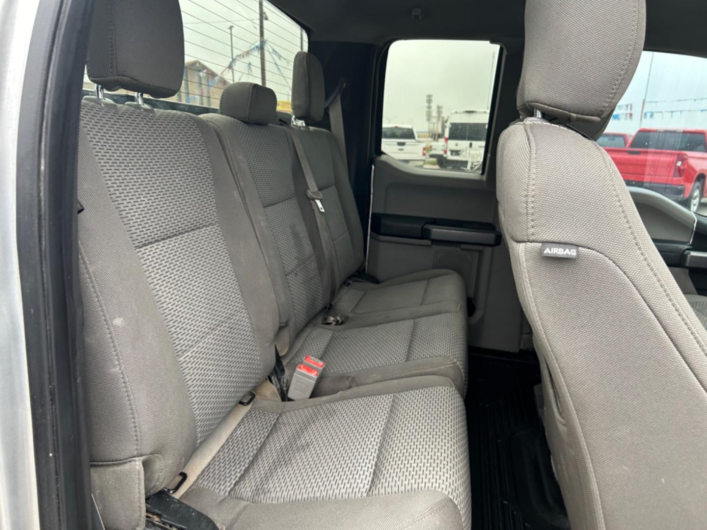 2019 Silver Ford F-250 SD XLT SuperCab 4WD (1FT7X2B67KE) with an 6.2L V8 OHV 16V engine, 6A transmission, located at 1687 Business 35 S, New Braunfels, TX, 78130, (830) 625-7159, 29.655487, -98.051491 - Photo#8